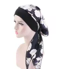 - ELEGÁNS KEMOTERÁPIÁS KENDŐ, ELASZTIKUS, NEM KELL KÖTÖZNI! KÖNNYŰ SELYEMBŐL, FEKETE-FEHÉR VIRÁG MINTÁS