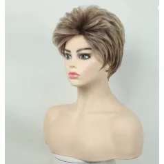   29, SÖTÉT-SZŐKE SLANKÍTÓ FAZONÚ PARÓKA, A TARKÓJÁN SÖTÉTEBB, EZ ÁLTAL KESKENYÍTI AZ ARCOT