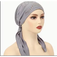   - ELEGÁNS KEMOTERÁPIÁS KENDŐ APRÓ ÉKKÖVEKKEL, ELASZTIKUS, NEM KELL KÖTÖZN! SZŰRKE