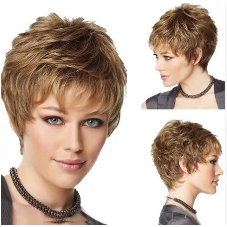 33, ELEGÁNS, MODERN VILÁGOS ARANY-BARNA PIXI PARÓKA, PRÉMIUM MINŐSÉG!