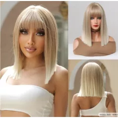   134, GYÖNYÖRŰ TERMÉSZETES-SZŐKE SZÍNÁTMENETES KLEOPÁTRA PARÓKA, PRÉMIUM MINŐSÉG