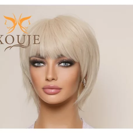 5a, LEGVILÁGOSABB-SZŐKE, HÁTUL DIVATOSAN TÉPETT MODERN PARÓKA